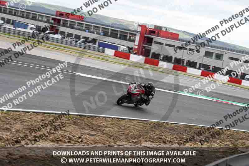 cadwell no limits trackday;cadwell park;cadwell park photographs;cadwell trackday photographs;enduro digital images;event digital images;eventdigitalimages;navarra;no limits trackdays;peter wileman photography;racing digital images;trackday digital images;trackday photos